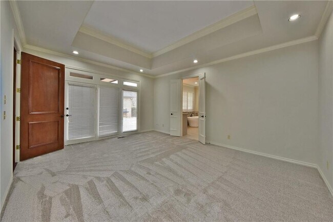 Building Photo - 1109 Irvine Dr