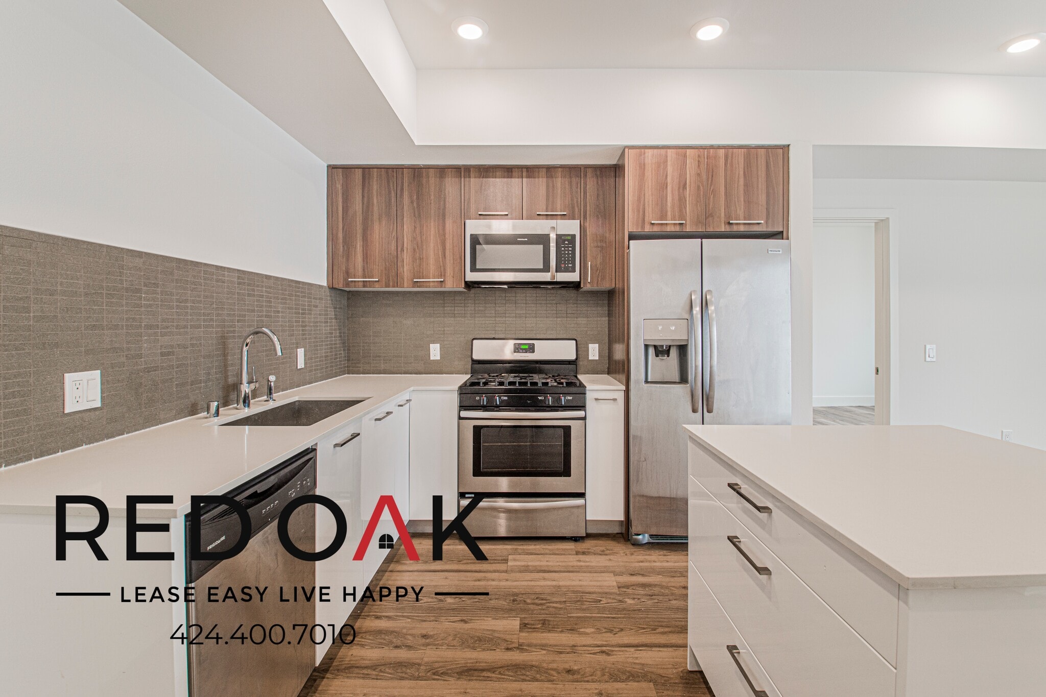 Building Photo - 5727 La Mirada Ave