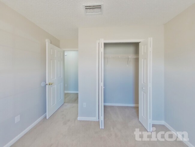 Building Photo - 585 Fallen Timbers Dr