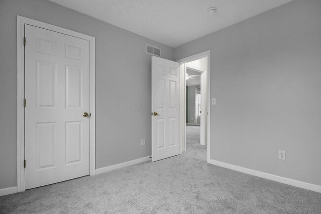 Building Photo - 2230 Seton Dr