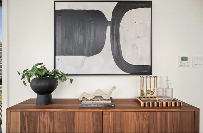 Building Photo - 98-10 63rd Rd