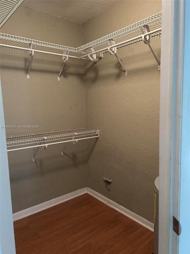 Building Photo - 8950 SW 69th Ct