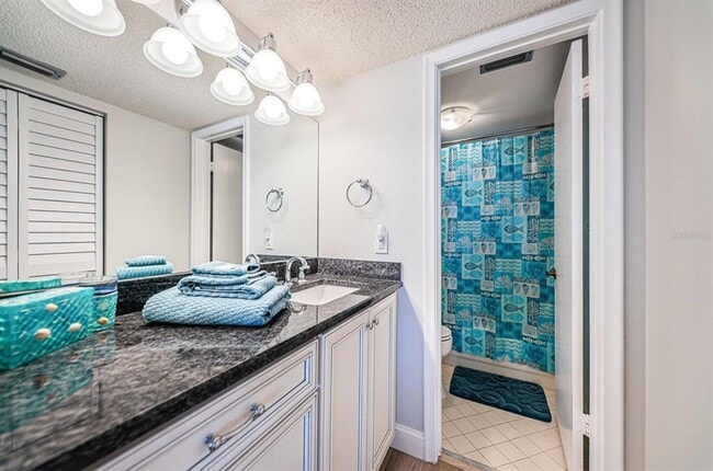 Building Photo - 6218 Palma Del Mar Blvd S