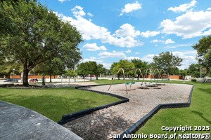 Building Photo - 6811 Karnes Leaf