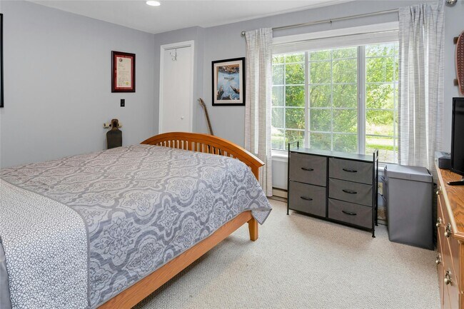 Building Photo - 804 Ashford Cir