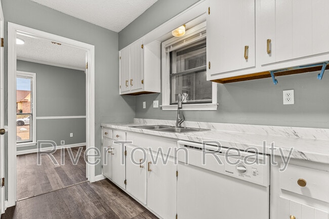 Building Photo - 4481 Walden Glen Cv