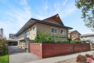 Building Photo - 3322 Atwater Ave