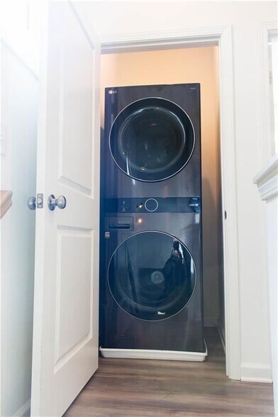 Building Photo - 728 Perch Pl