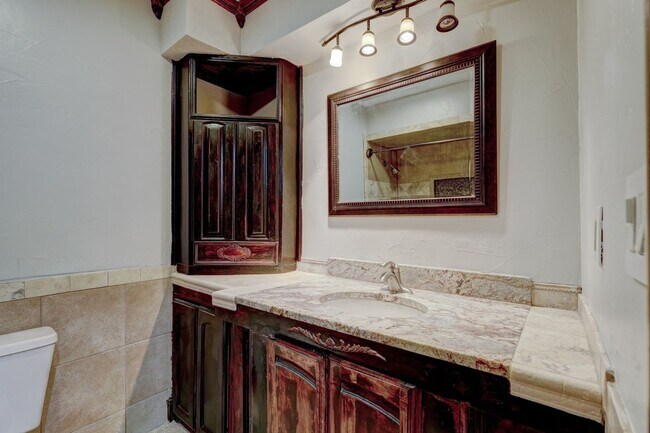 Building Photo - 3 bed 2 bath home in Moore, Ok