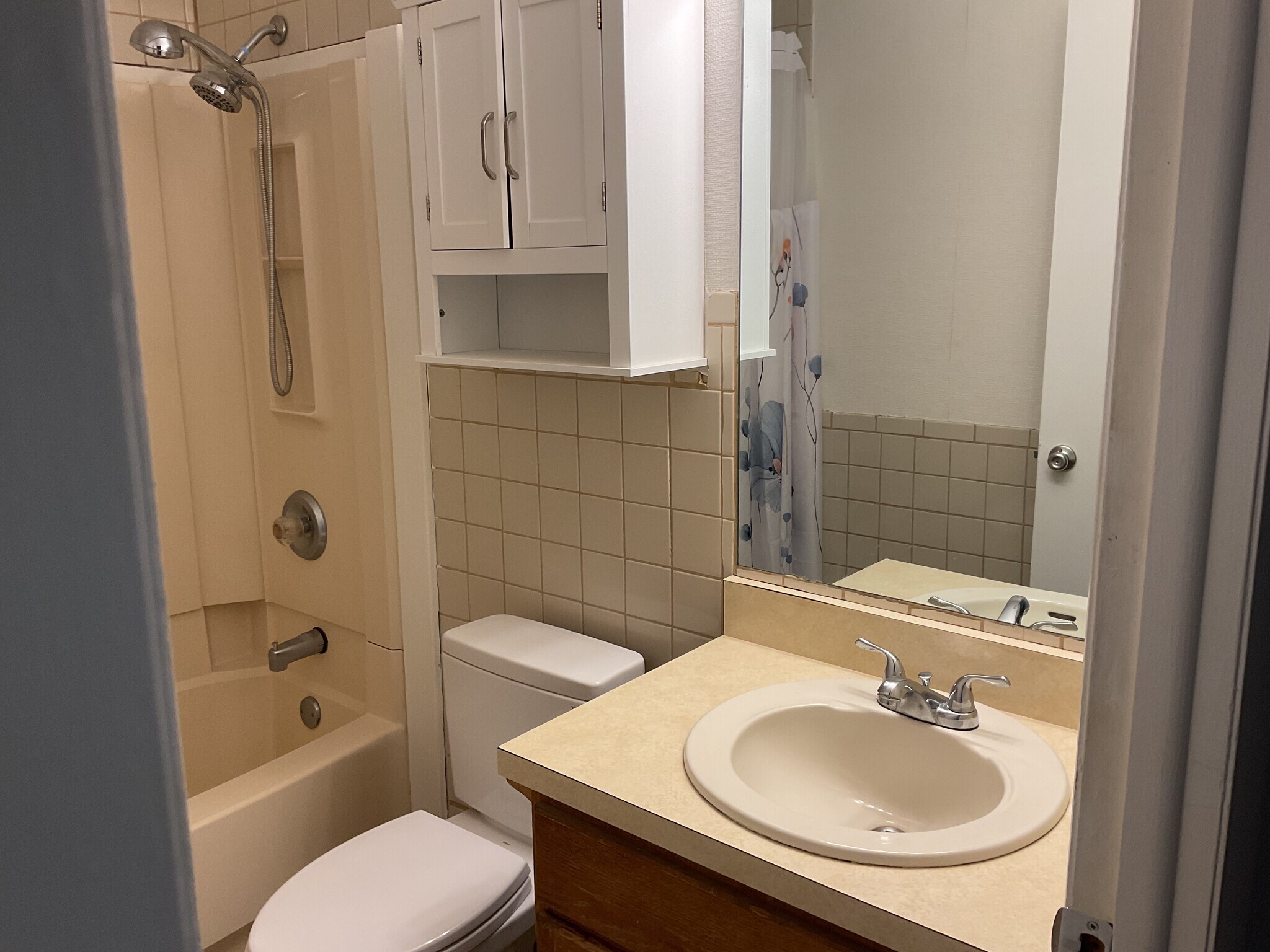 Building Photo - 16 Lawton Rd