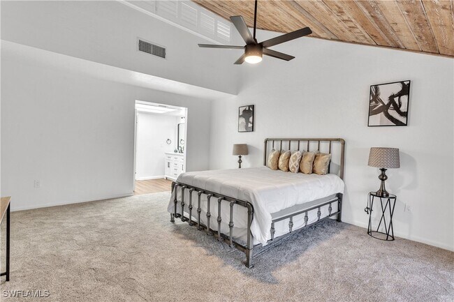 Building Photo - 16448 Timberlakes Dr