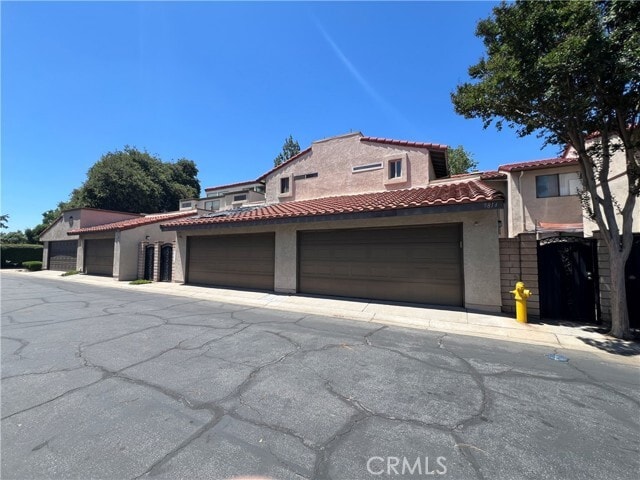 Building Photo - 9814 Ladera Ct