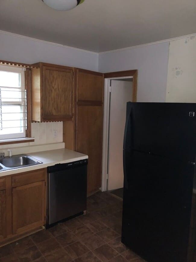 Building Photo - 9845 Greenlee Rd