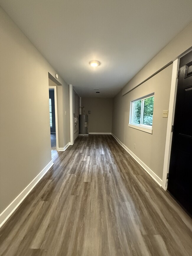 Building Photo - 226 Highland St