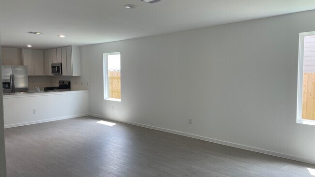 Building Photo - 18031 Valle Cupa Ln
