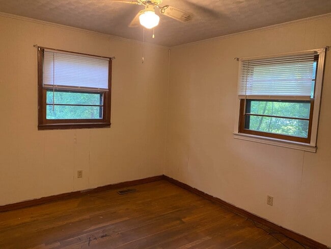 Building Photo - 4021 Morrison Creek Rd