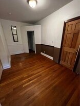 Building Photo - 72 Prospect St