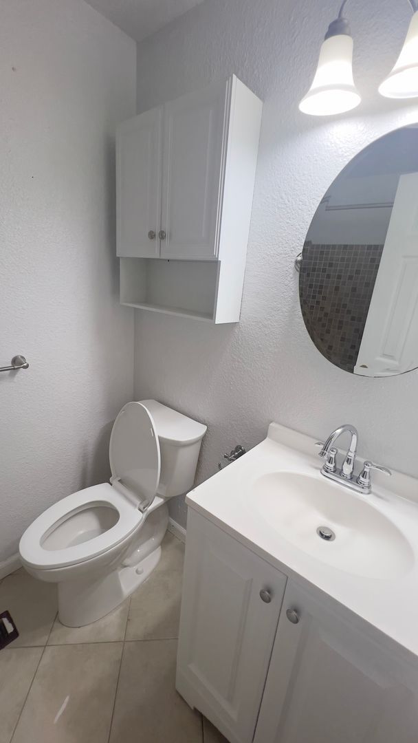 Building Photo - 91692 Smith Lake Rd