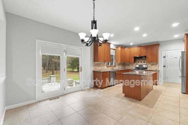 Building Photo - 1 Sweet Gum Ct