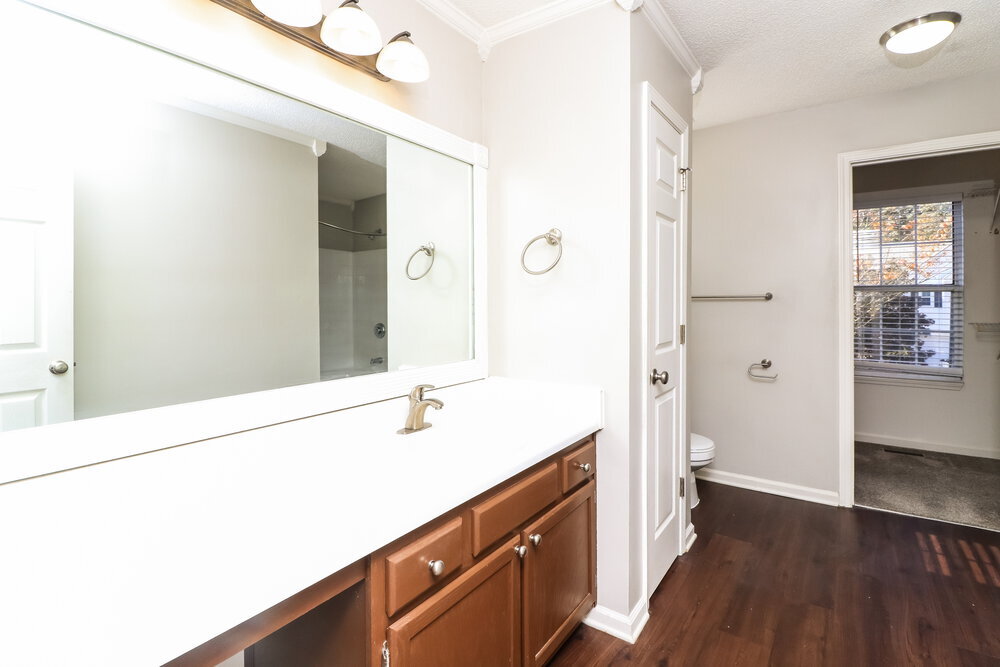 Building Photo - 3848 Sunview Dr NW