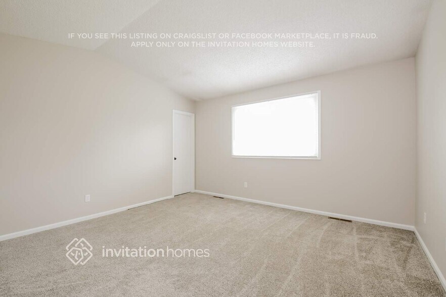 Building Photo - 18233 E Berry Dr