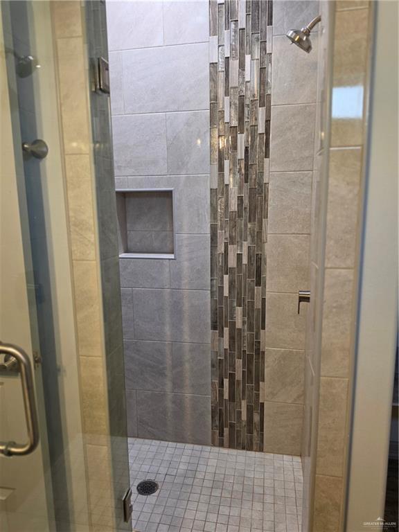 Building Photo - 20 Nightingale Ave