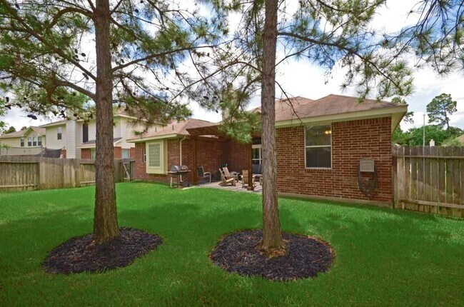 Building Photo - 21114 Albany Park Ln