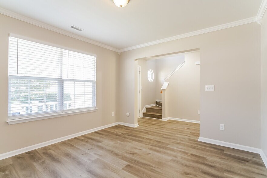 Building Photo - 3928 Tyler Bluff Ln