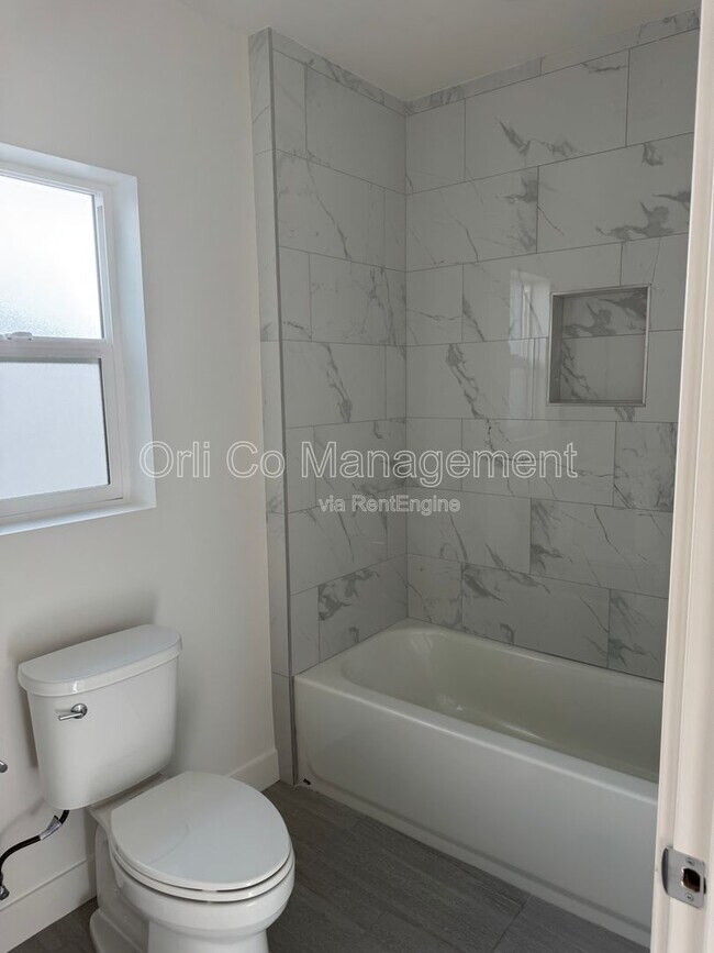 Building Photo - 19229 Friar St