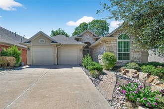Building Photo - 1106 Parkhaven Ln
