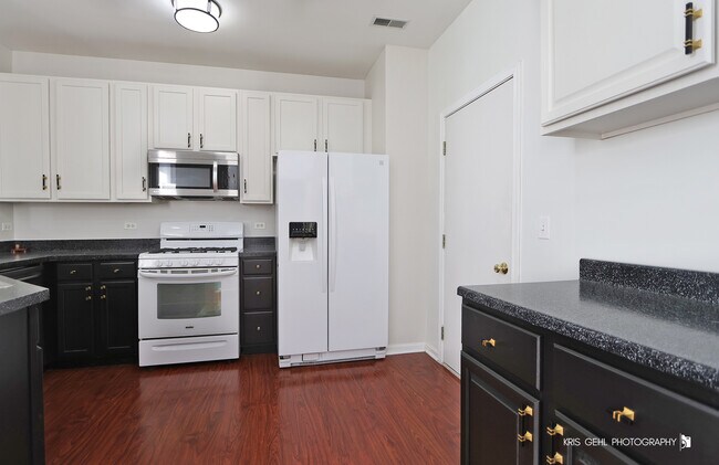 Building Photo - 1478 Doolittle Ln