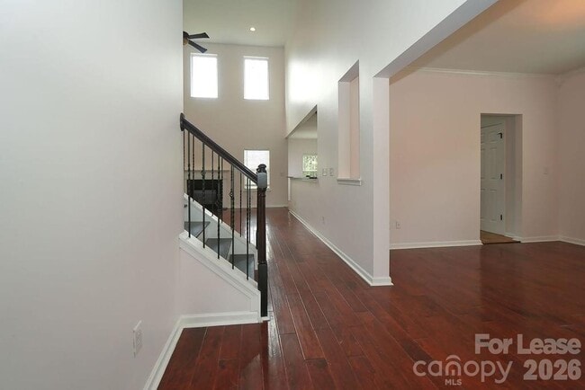 Building Photo - 4224 Lois Ln