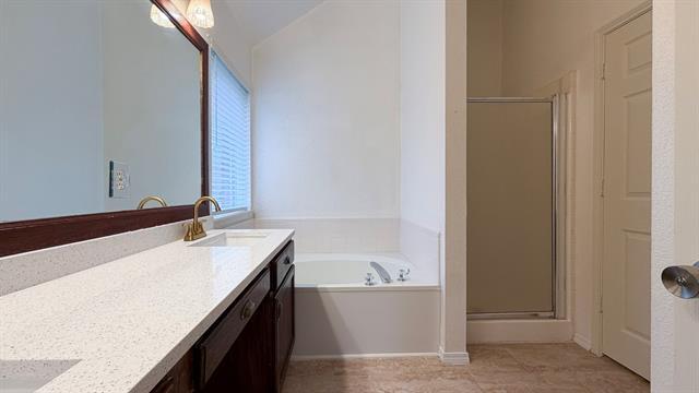 Building Photo - 1213 Maple Terrace Dr