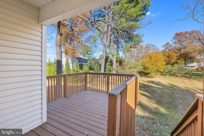 Building Photo - 10622 Cavalcade St