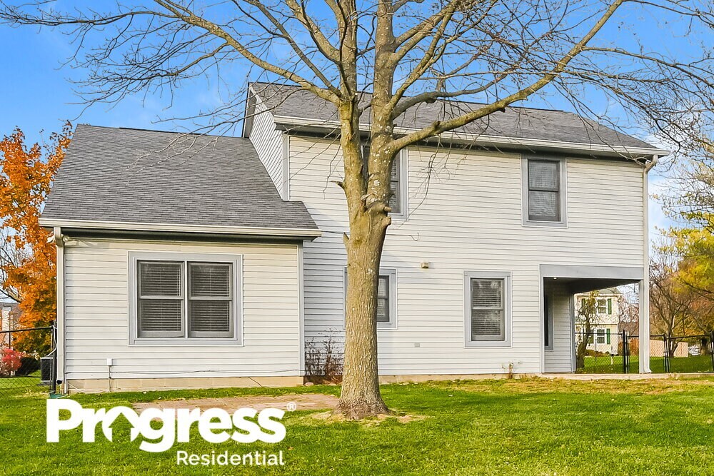 Building Photo - 10713 Creekside Woods Dr