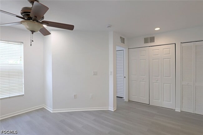 Building Photo - 3629 Pine Oak Cir