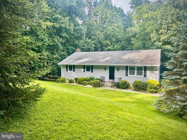Building Photo - 6405 White Oak Ct