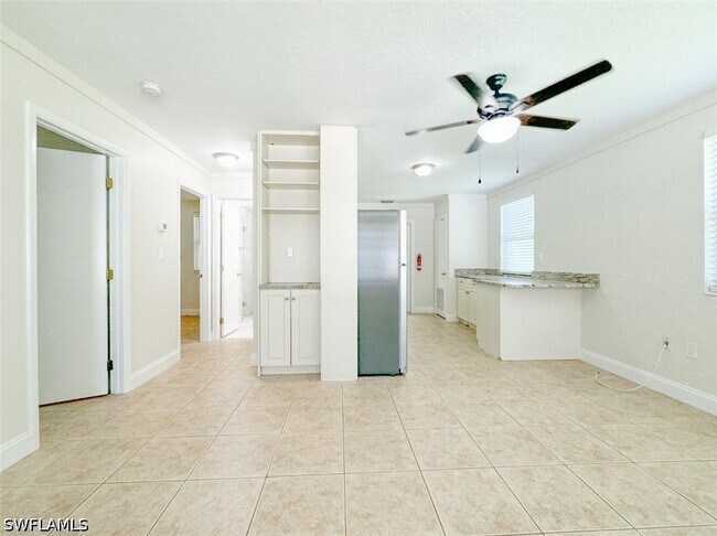 Building Photo - 746 109th Ave N