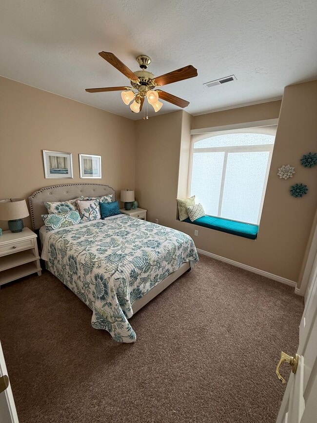 Building Photo - Coral Canyon home -3/2 w/ 2 c garage - Fur...