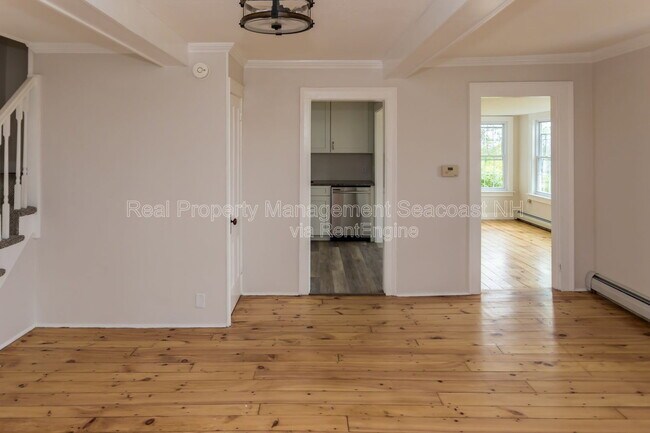 Building Photo - 11 Washington Rd