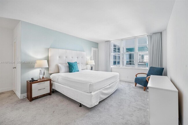 Building Photo - 5101 Collins Ave