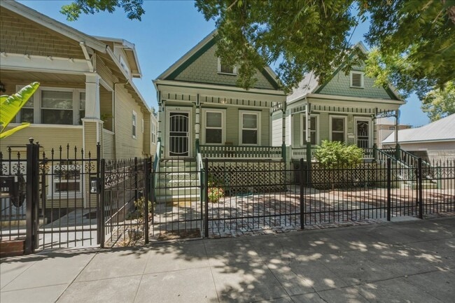 Building Photo - 414 S St