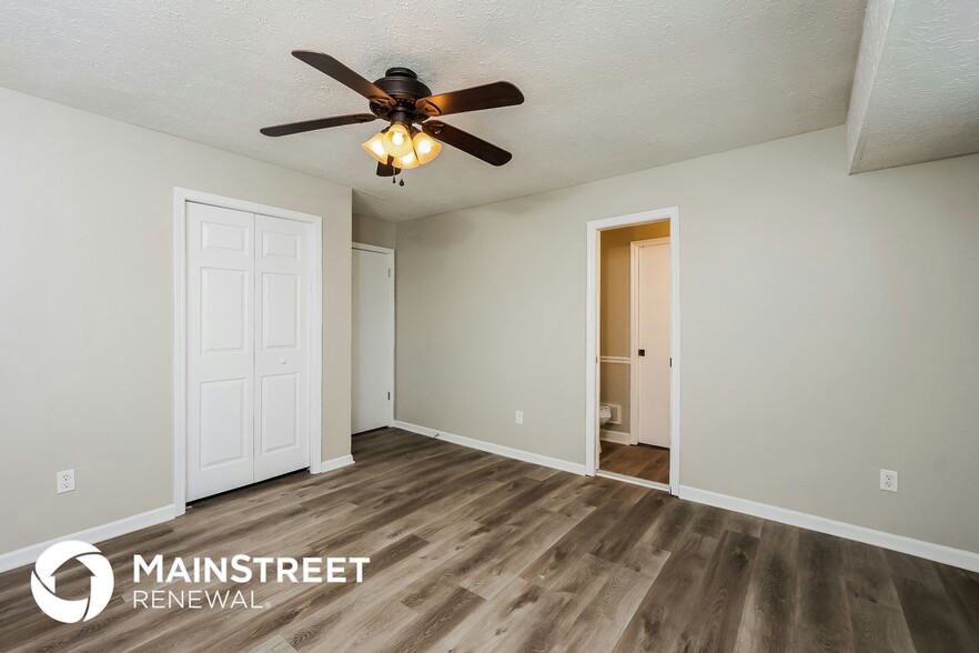 Building Photo - 7502 Stayman Way