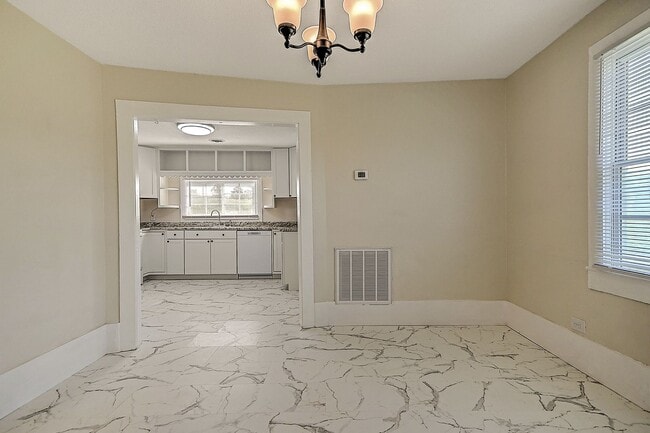 Building Photo - 4470 Lonesome Pine Trail