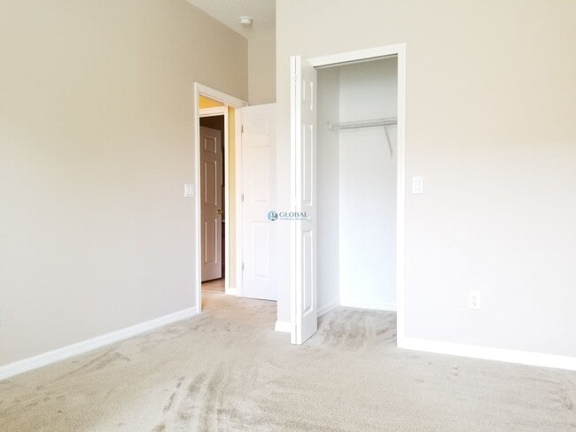 Building Photo - Welcome to this charming 3-bedroom home located in the sought-after Esprit community of St. Cloud.