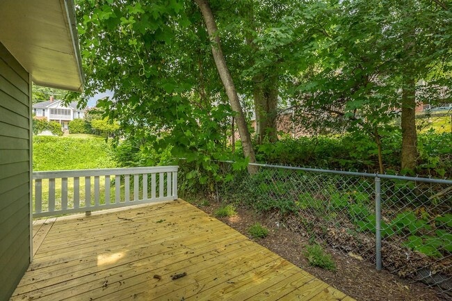 Building Photo - 671 Tremont Pl