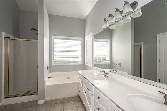 Building Photo - 4927 Planters Way