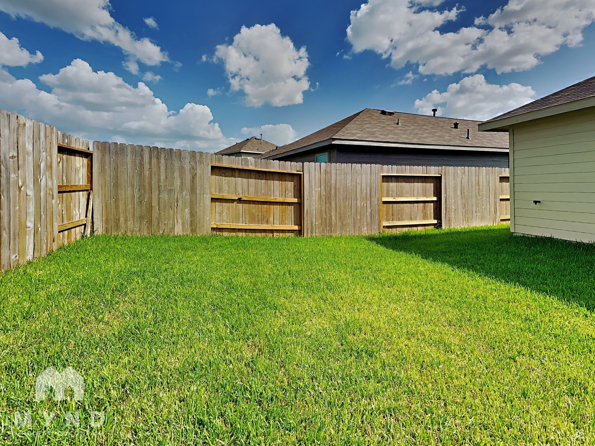 Building Photo - 18559 Cepagatti Dr