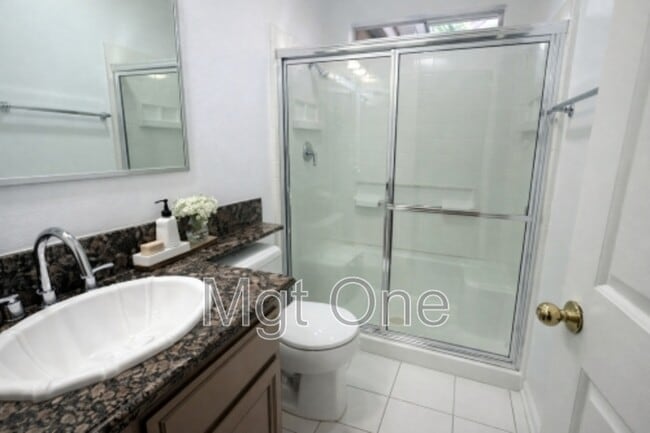 Building Photo - 3140 Crestline Dr