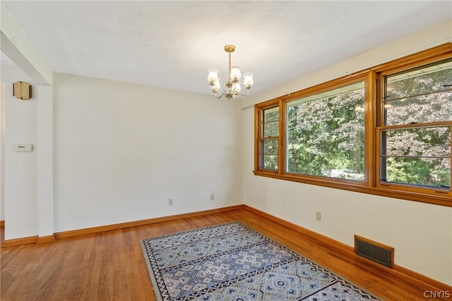 Building Photo - 107 Overlook Dr
